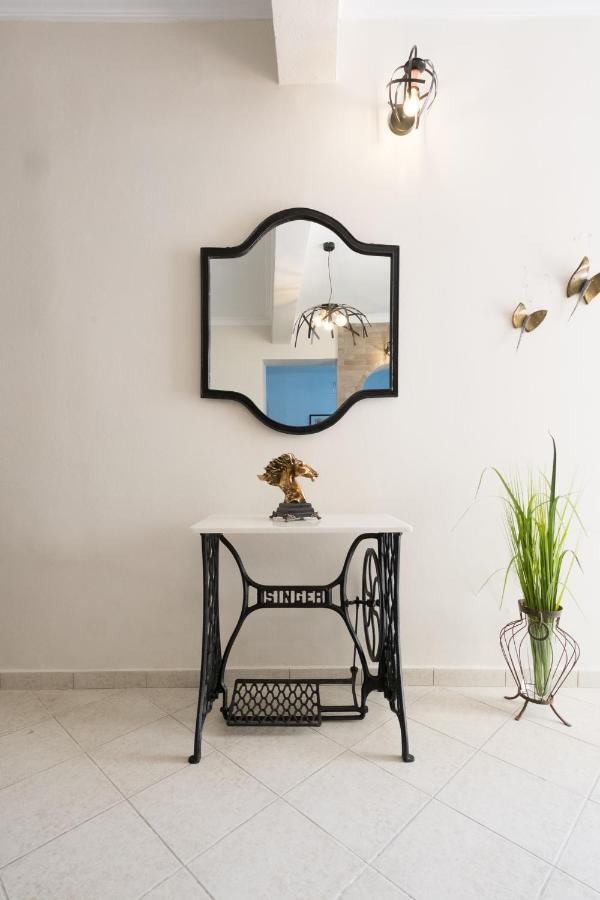 Home With Courtyard In Beating Heart Of Old Town! La Canea Exterior foto