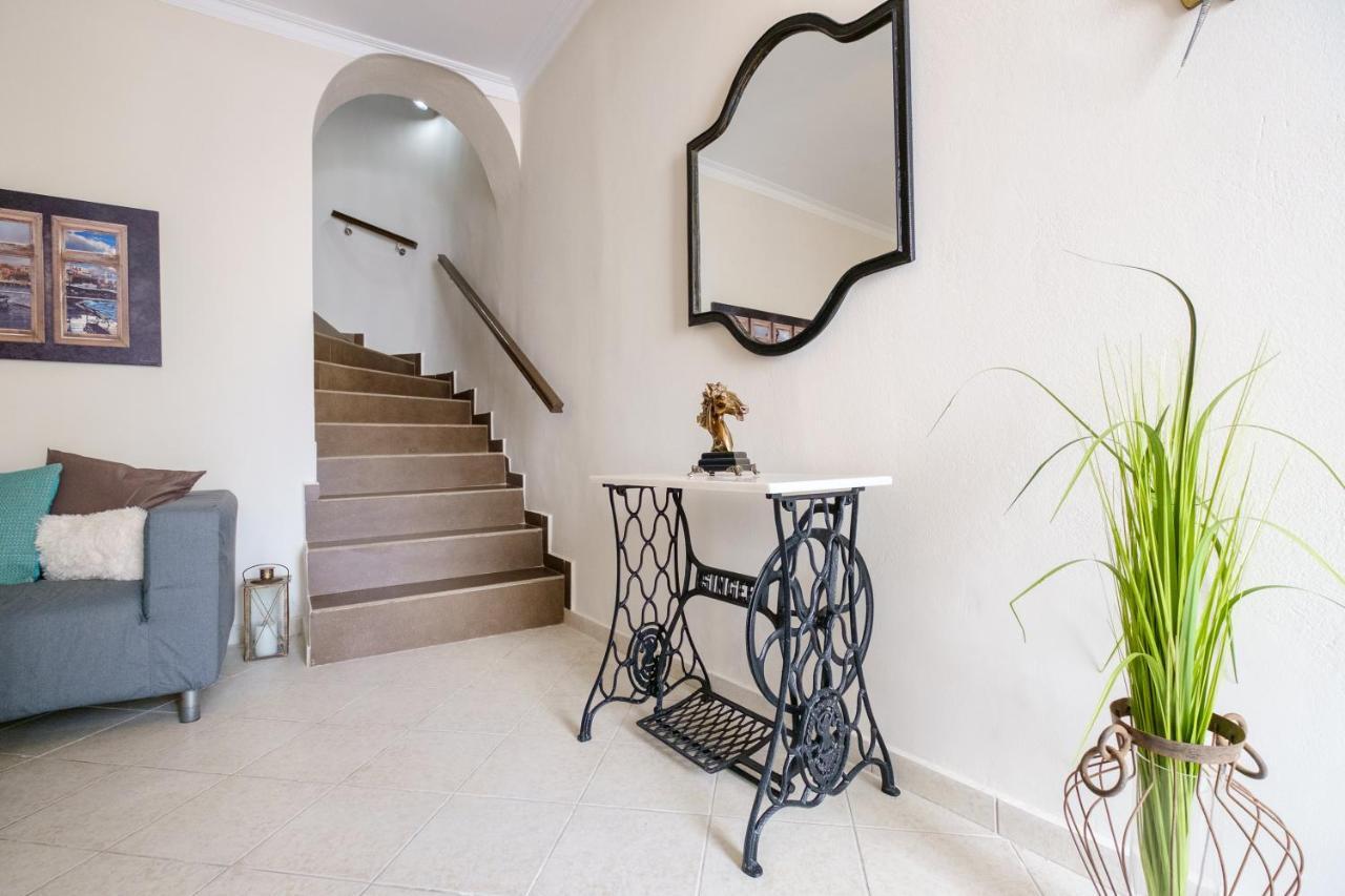 Home With Courtyard In Beating Heart Of Old Town! La Canea Exterior foto